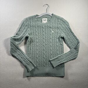Abercrombie & Fitch Women’s M Green Cable Knit Crewneck Sweater Long Sleeve